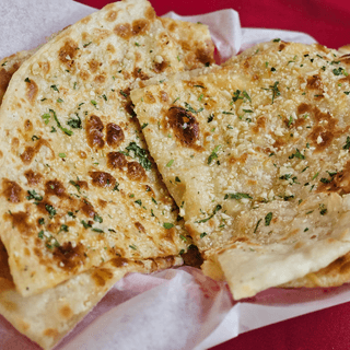 Garlic Cheese Naan